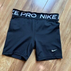 Youth XL Black Nike Pros